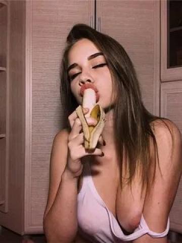 Индивидуалка Эмиля Фотография 3